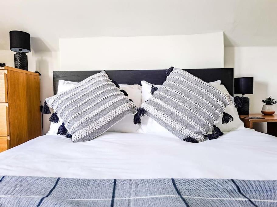 3 Bed Flat Near To Cardiff And Cardiff Bay Daire Dış mekan fotoğraf